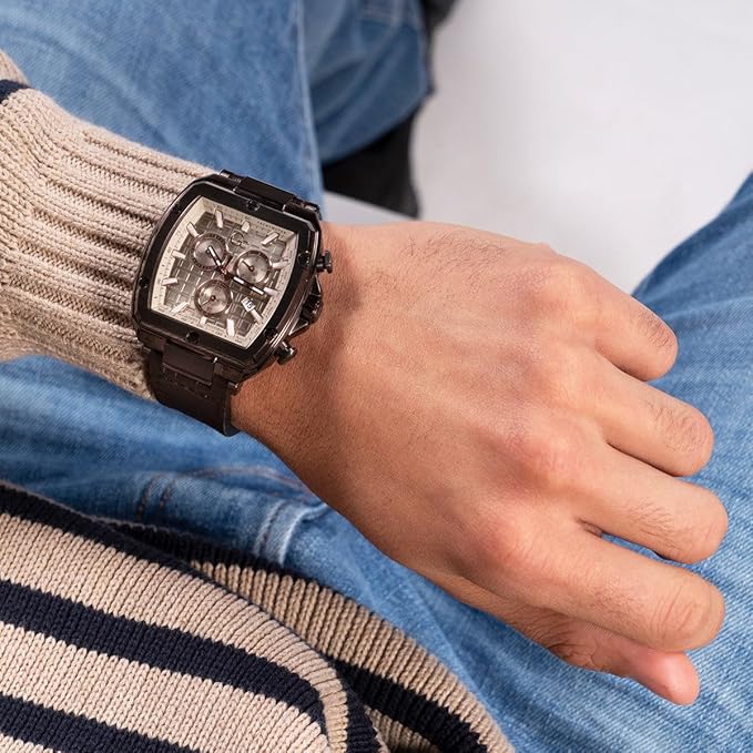 Guess Collection Tonneau 44mm Beige Dial Analog Men Watch