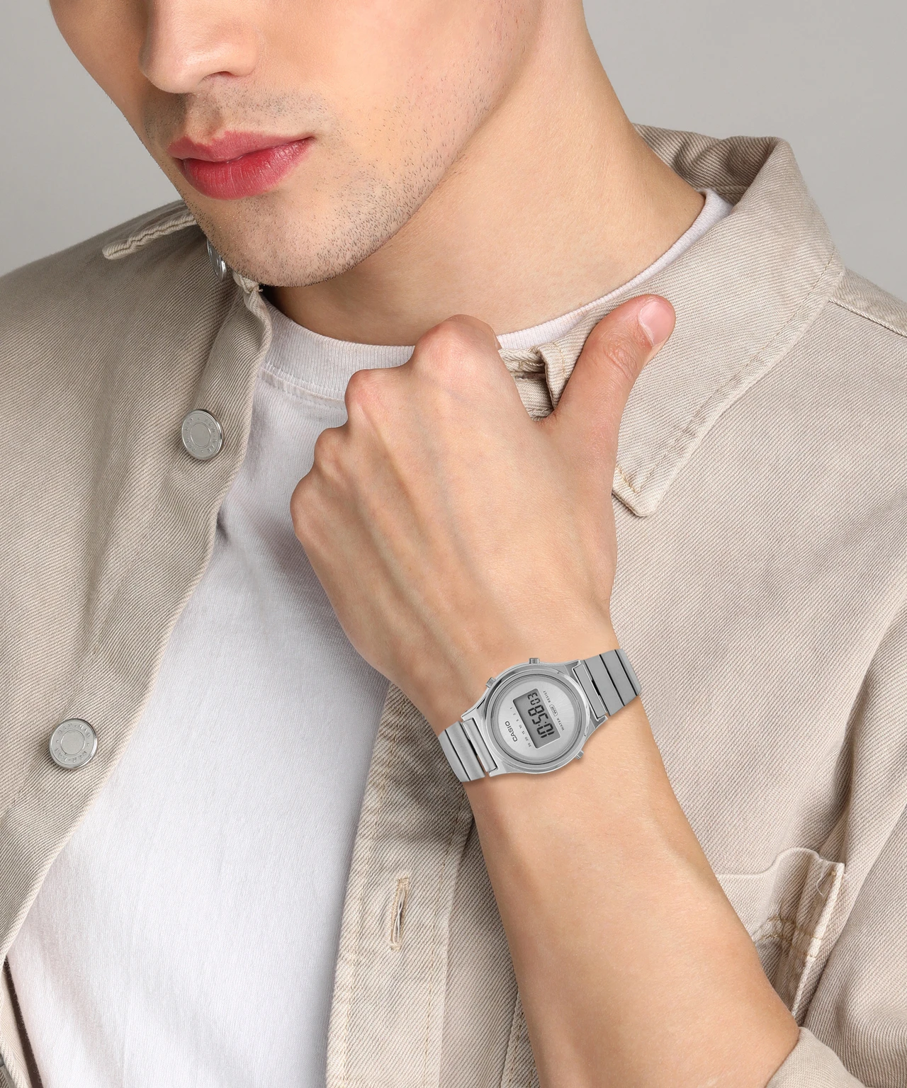 Casio Unisex Vintage LA700WE-7ADF Silver Digital Dial Silver Stainless Steel Band A2232