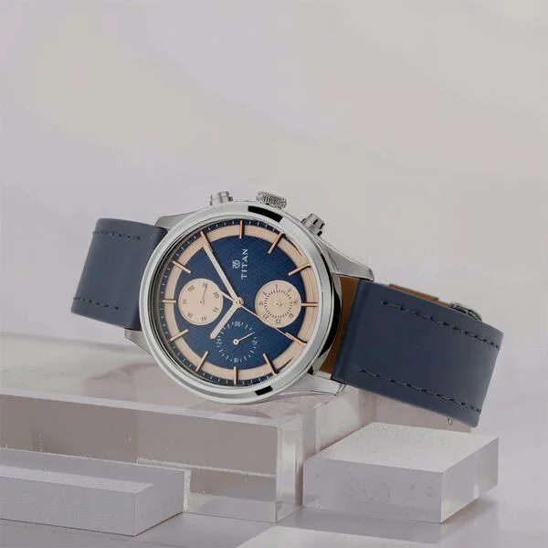 Titan Men's Metropolitan Charm: Men's Multifunctional Blue Watch with Leather Strap
