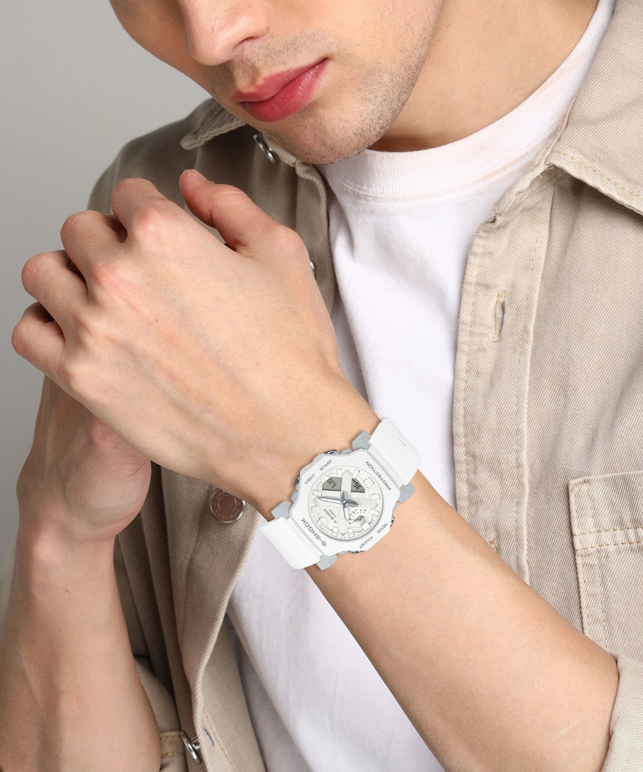 CASIO G1552 ( GA-2300-7ADR )