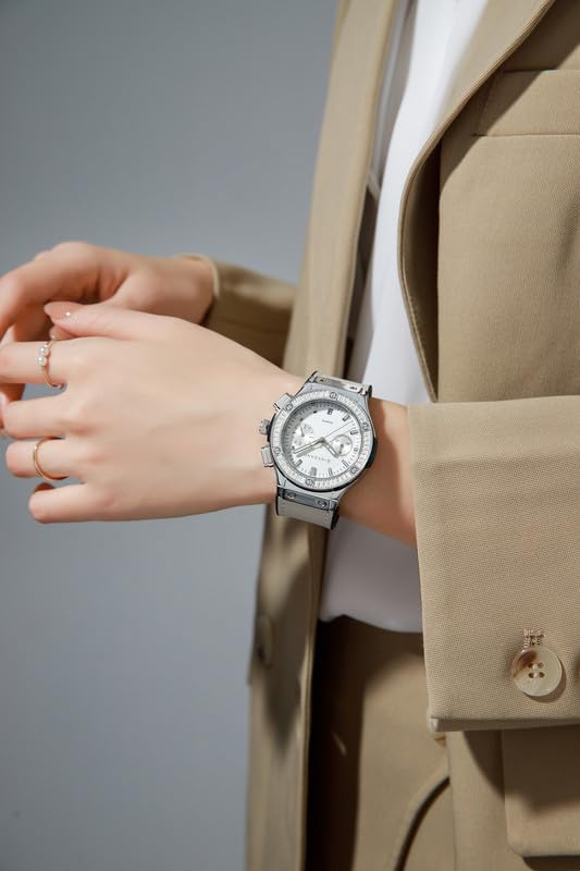 Giordano Analog Watch for Women – Round Dial, Leather Strap, Crystal-Studded Bezel with Quartz Movement