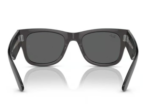 Ray-Ban Unisex UV Protected Grey Lens Square Sunglasses
